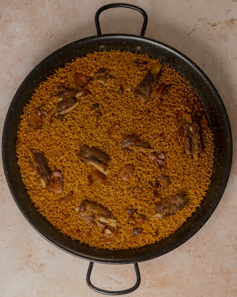 Arroz de costilla y champiñones